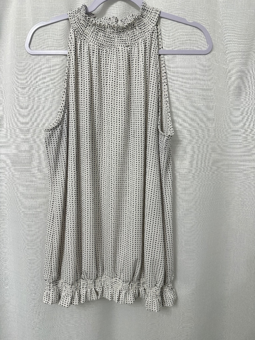 Adrianna Papell Black & White Polka Dot Sleeveless Ruffle Hem Blouse